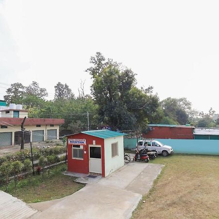 Hotel Chitrarth & Party Lawn Халдвани Экстерьер фото